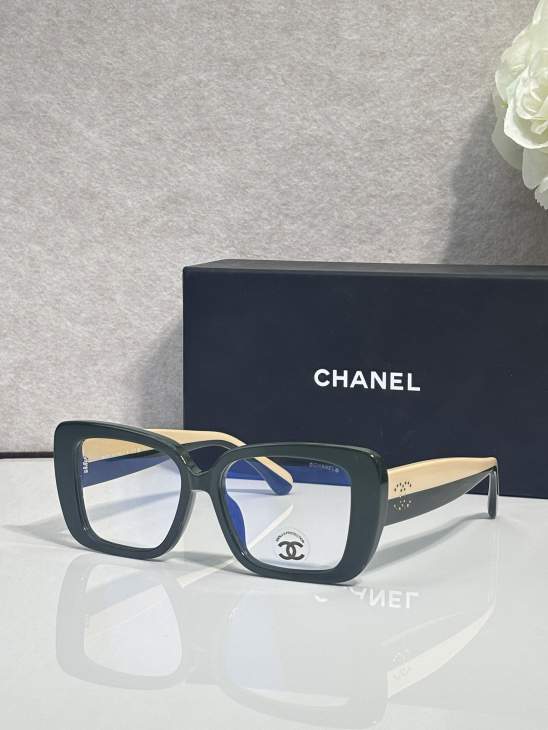 Picture of Chanel Sunglasses _SKUfw79760162fw